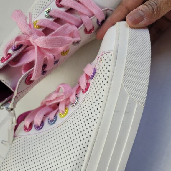 Steve Madden Metallic High Top Sneakers Size 2M NWOT Pink Lace Kids Shoes - Picture 10 of 10